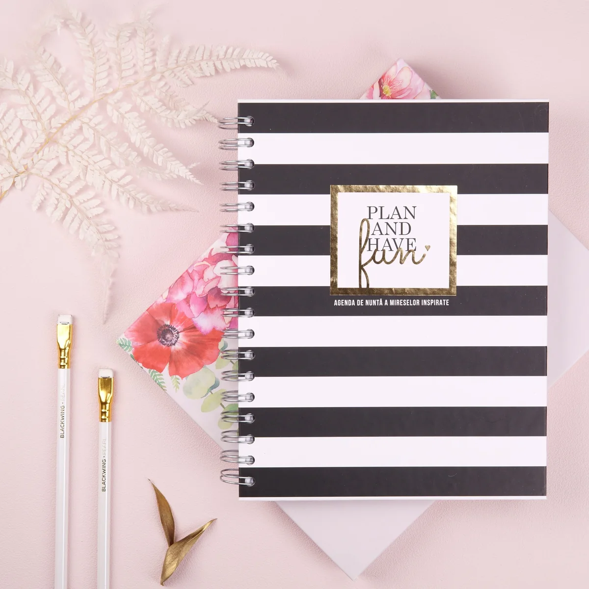 Agenda de nuntă Lady Cozac